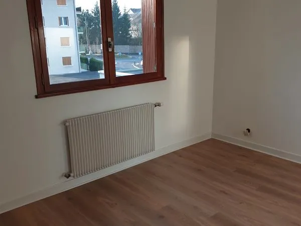 Loue appartement proche de toute commodité