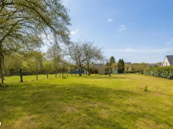 Terrain 1 189 m² Goven