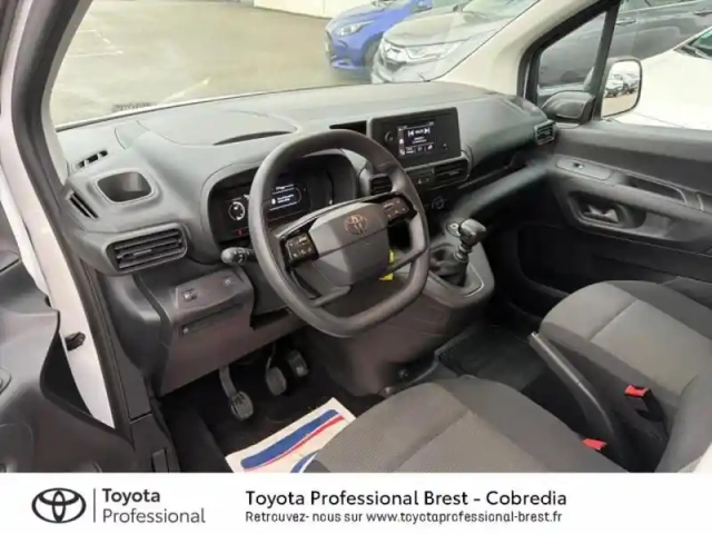 Toyota Proace city medium 130 d-4d start mc24 — photo 8