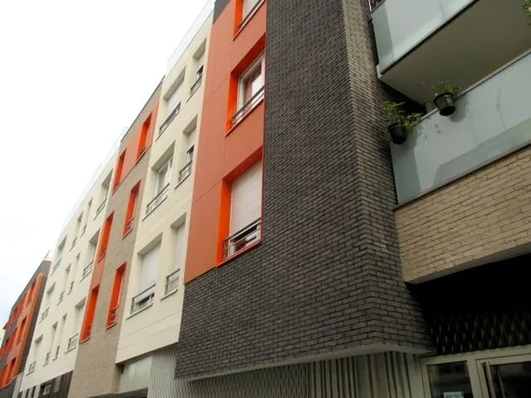 Studio 33m2 avec terrasse et parking
