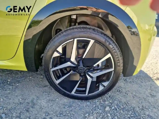Peugeot 208 electrique 50 kwh 136ch — photo 11