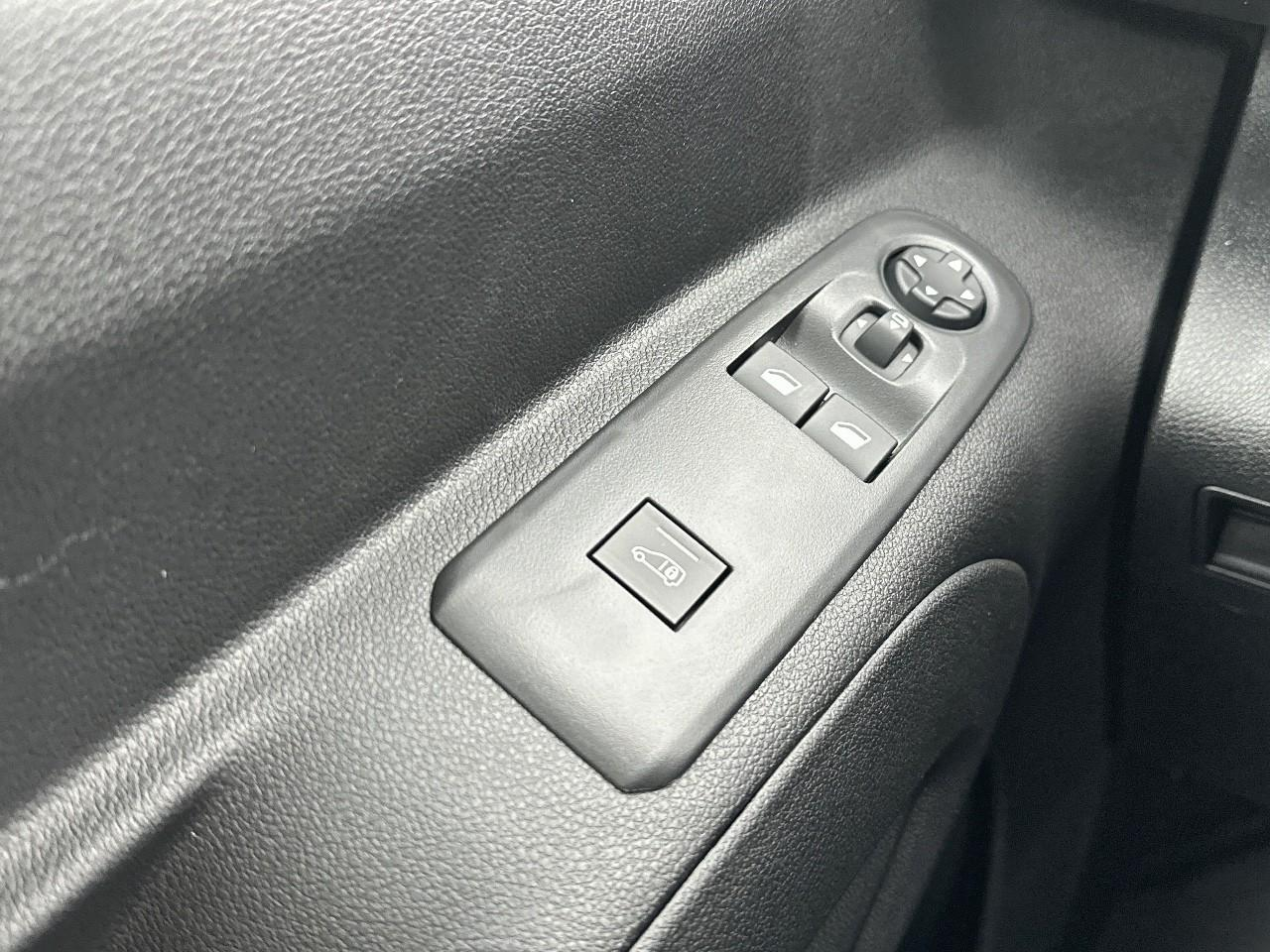 Citroën Berlingo van m diesel 100 ch manuelle — photo 16