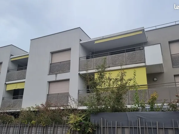 Studio 1 pièce 30 m²