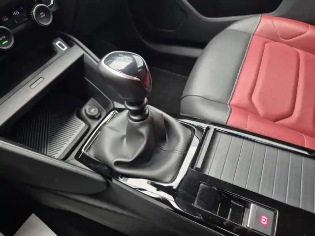 Citroën C4 puretech 130 s&amp;s bvm6 — photo 28