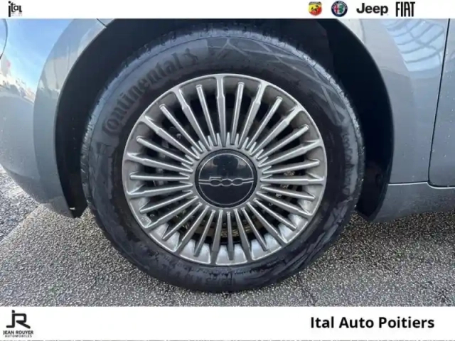 Fiat 500 e 118ch my23 — photo 11