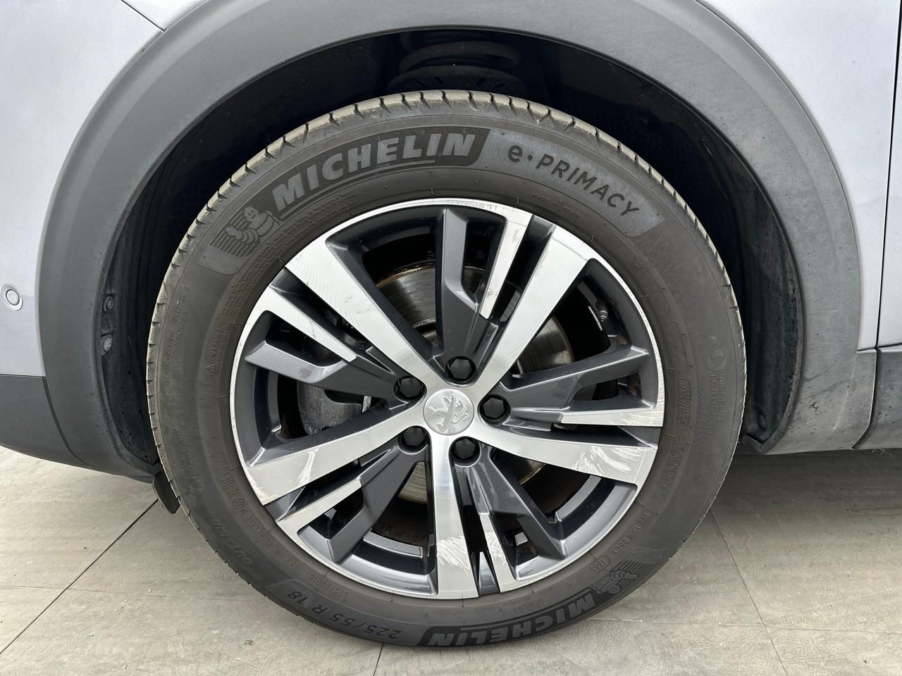 Peugeot 3008 hybrid 225 e-eat8 allure pack — photo 14