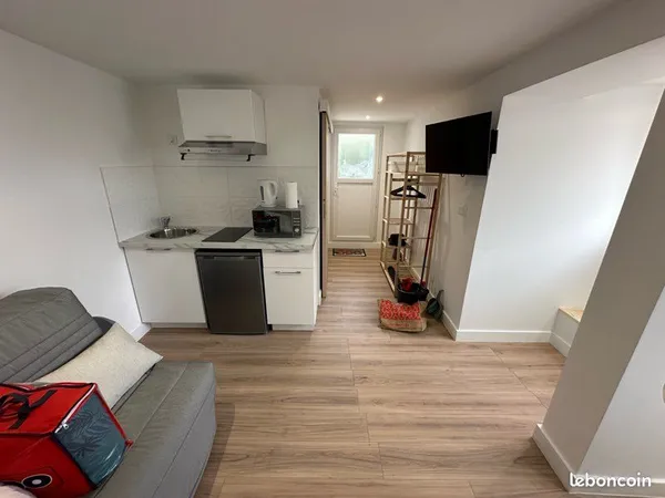 Très beau studio neuf