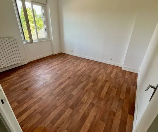 Appartement de 108m2 à louer sur Domfront en Poiraie