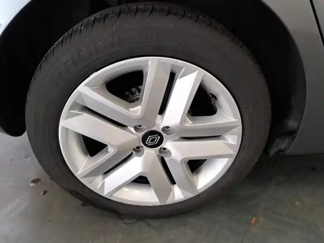Renault Clio tce 90 — photo 28