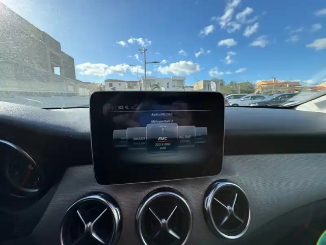Mercedes Gla 200 7-g dct — photo 19