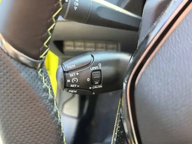 Peugeot 208 hybrid 145 ch e-dcs6 — photo 18