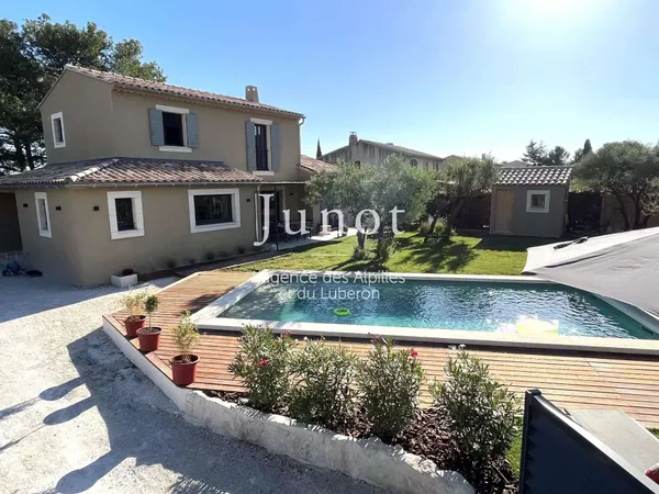 Villa 6 pièces 140 m²