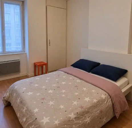 Appartement F2 proche gare et Tram