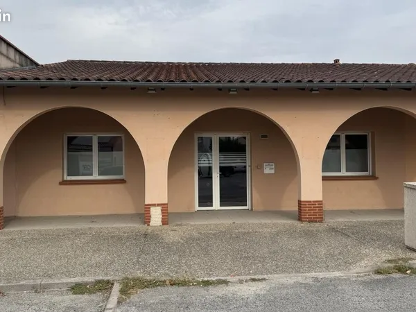 Local commercial 119 m²