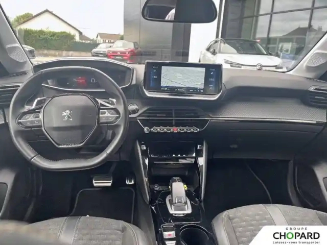 Peugeot 208 puretech 100 s&amp;s eat8 — photo 15