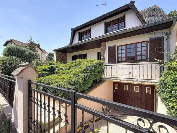 Maison 8 pièces 150 m²