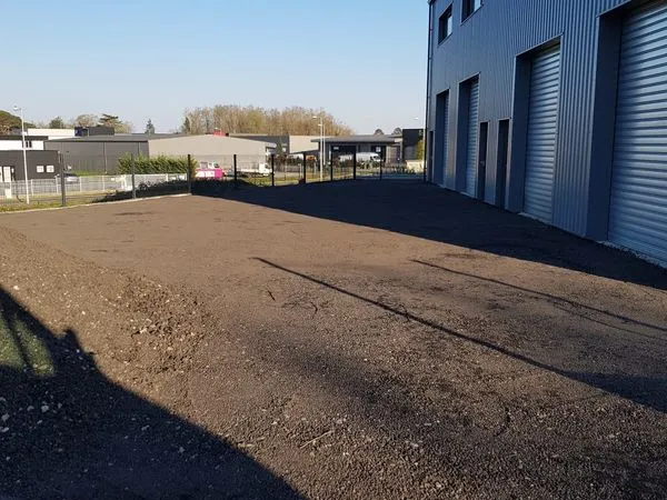 Local commercial
