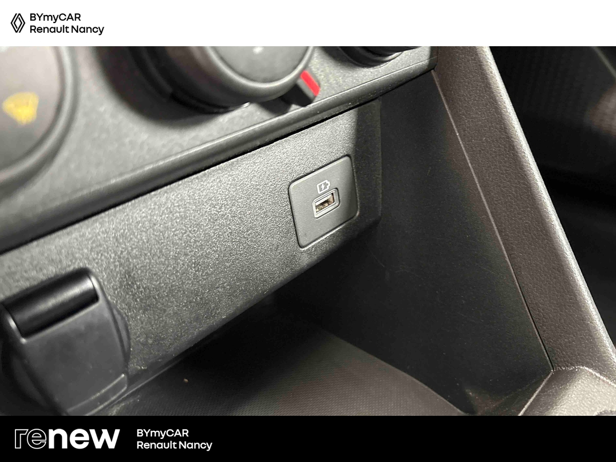 Dacia Sandero TCe 90 CVT - 22 — photo 22