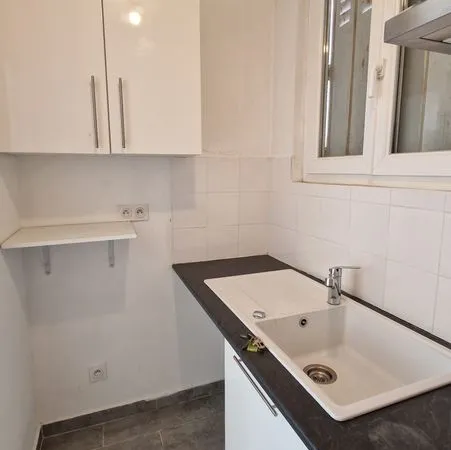 Studio quartier 5 avenues
