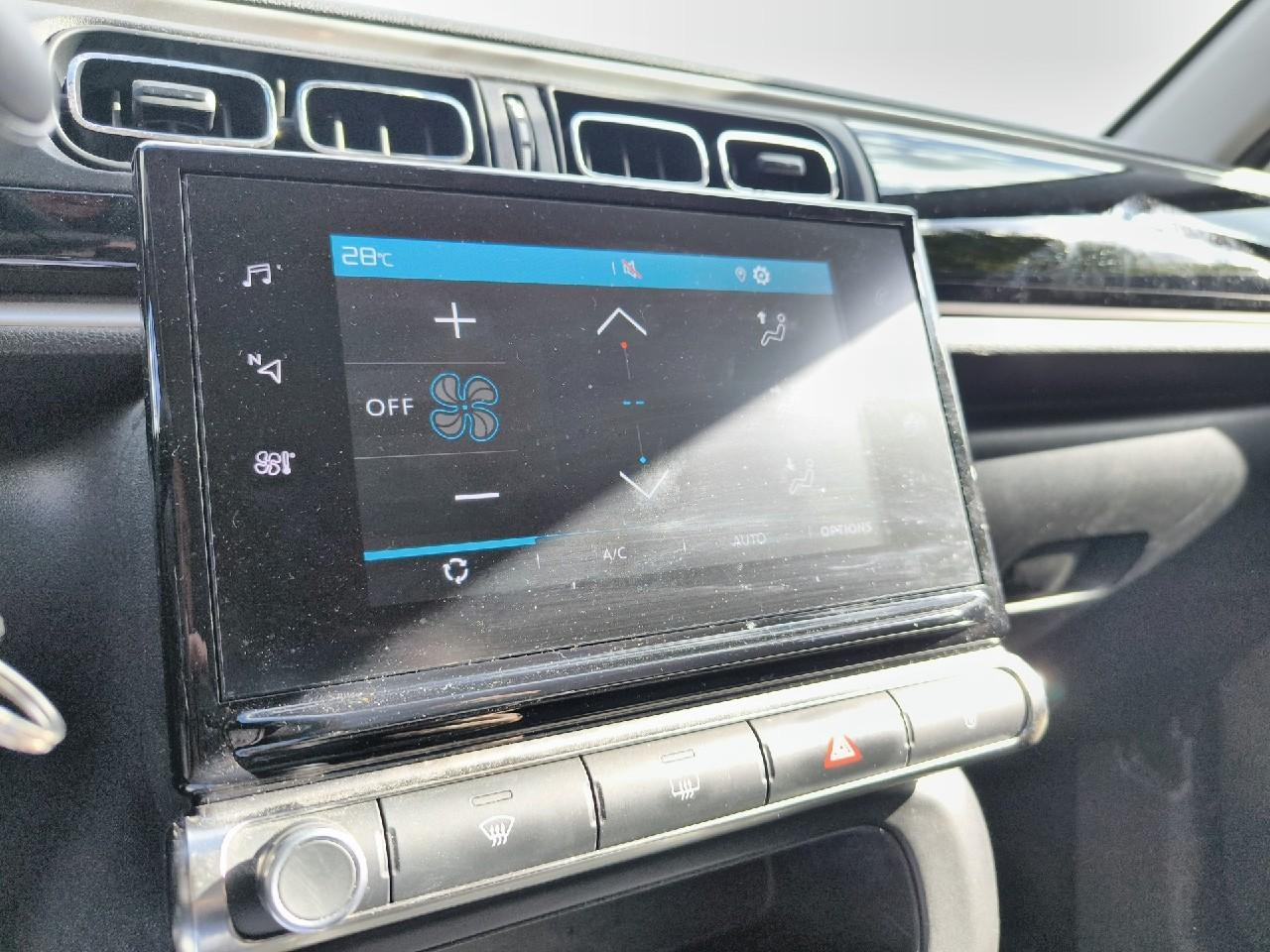 Citroën C3 puretech 110 s&s eat6 shine — photo 15