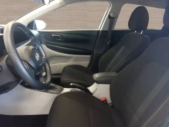 Hyundai I20 1.0 t-gdi 100 dct-7 hybrid 48v — photo 33