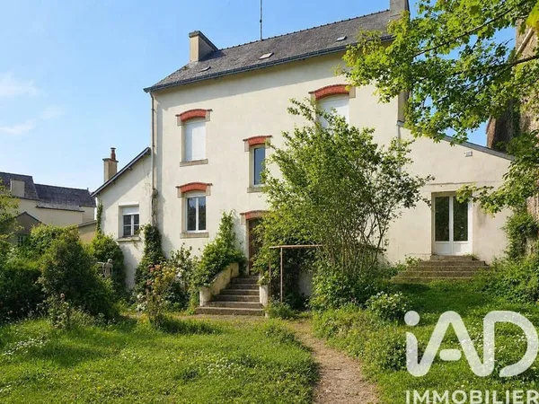 Maison de ville 11 pièces 165 m²