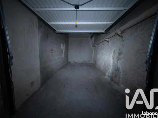 Parking/box 13 m² Nice