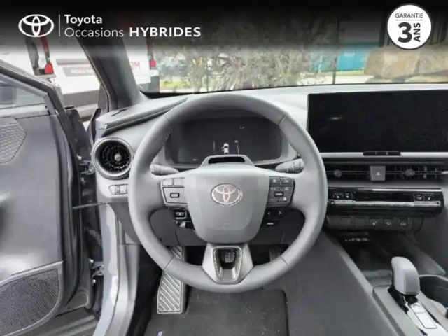 Toyota C-Hr 2.0 hybride rechargeable 225ch graphic my26 — photo 9