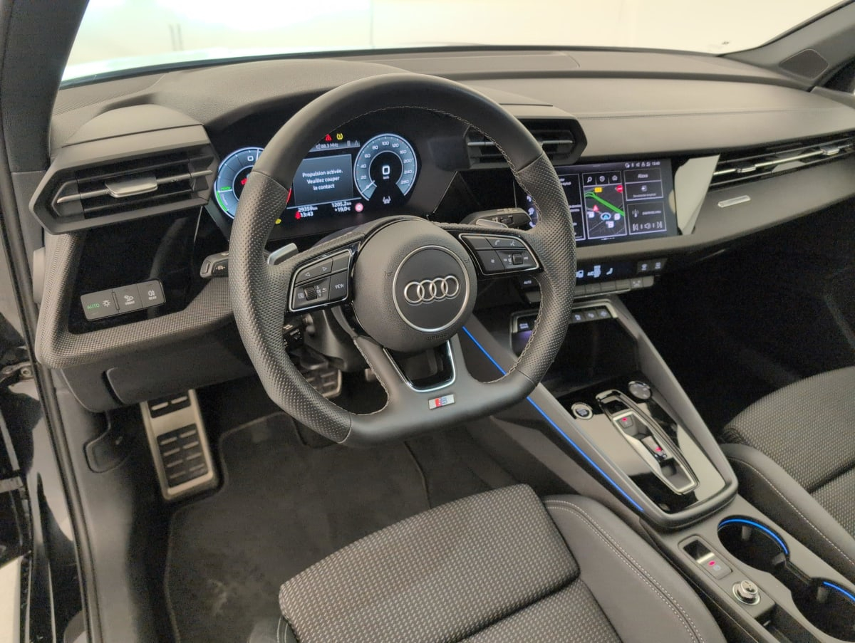 Audi A3 Sportback — photo 15