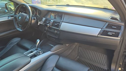 BMW X6 M xDrive 4.4 V8 555 BVA - M – 2010 – 161839 km – Essence – Boîte Automatique — photo 19