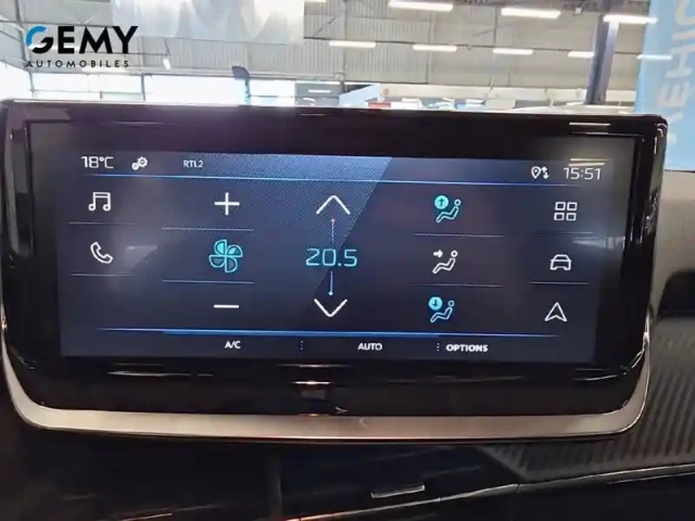 Peugeot 2008 hybrid 145 e-dcs6 — photo 21