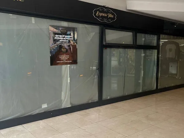 Local commercial 187 m²