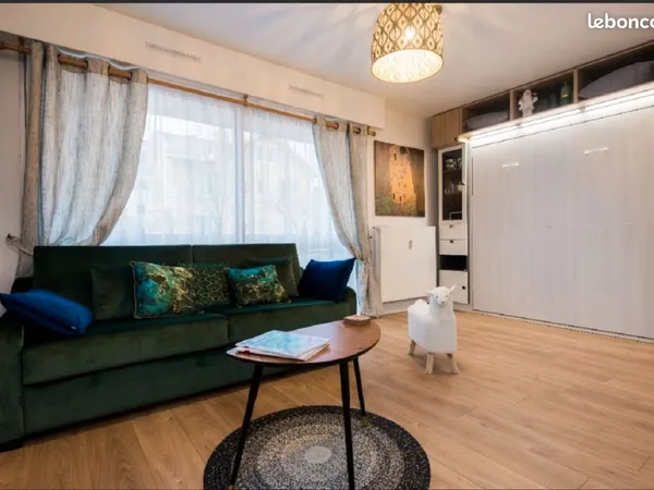 ANNECY - TRIANGLE D'OR - Studio meublé 27 m² - TOUT COMPRIS
