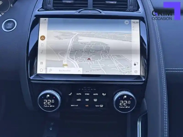 Jaguar E-Pace p270e ch phev awd bva — photo 9