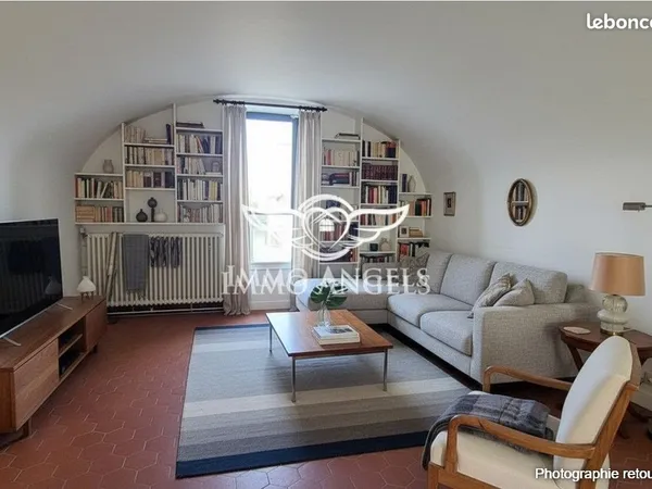 Maison 8 pièces 249 m²