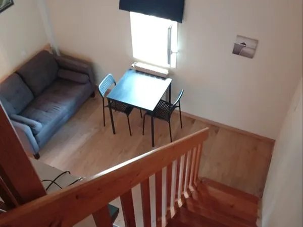 Studio avec mezzanine