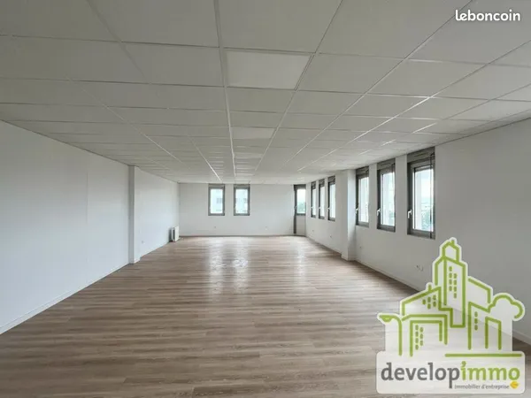 Bureaux 80 m²