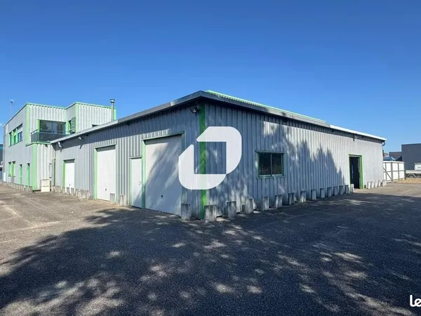 Local d'activité 265 m²