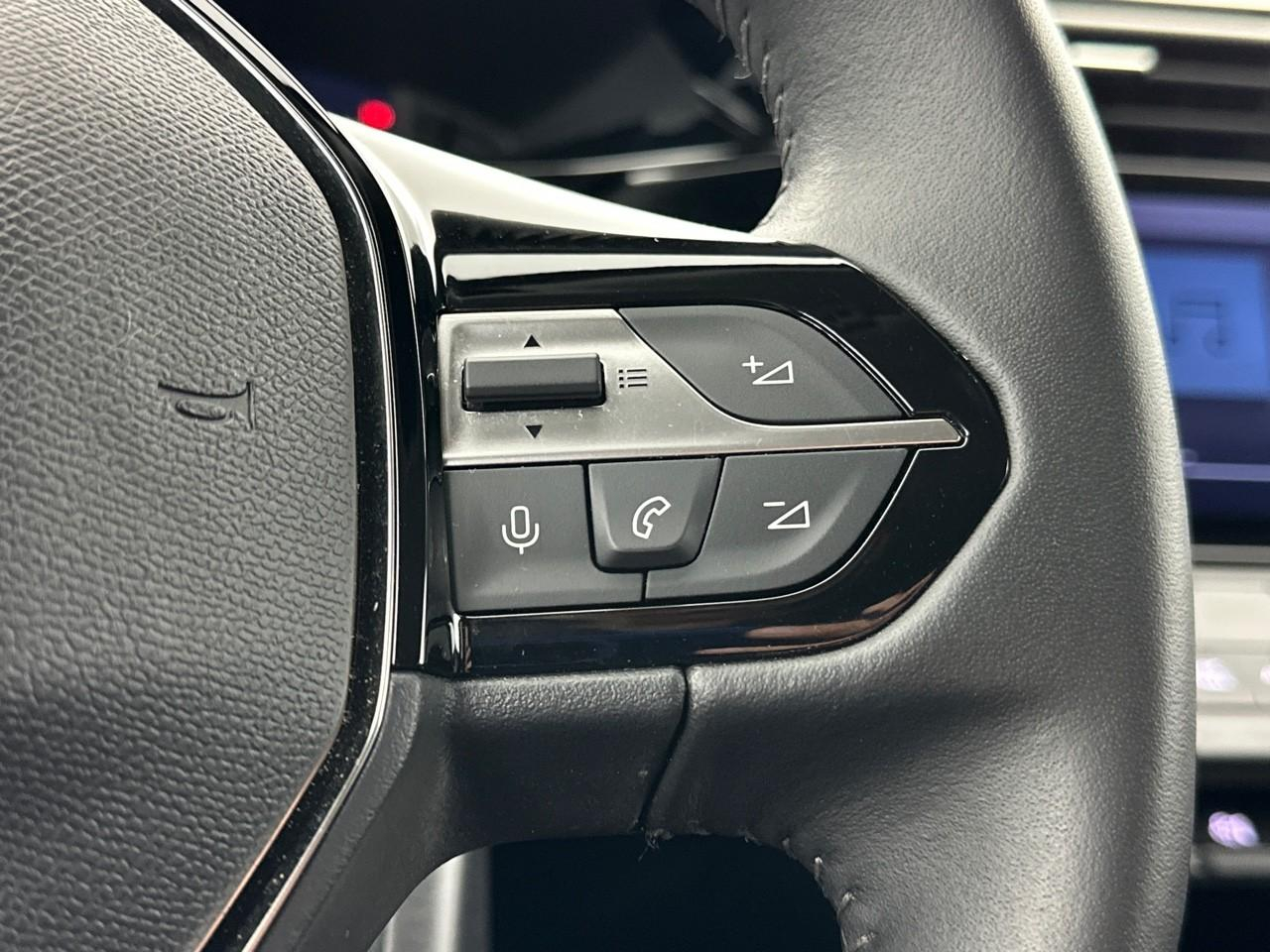 Peugeot 308 bluehdi 130ch s&s eat8 allure — photo 19