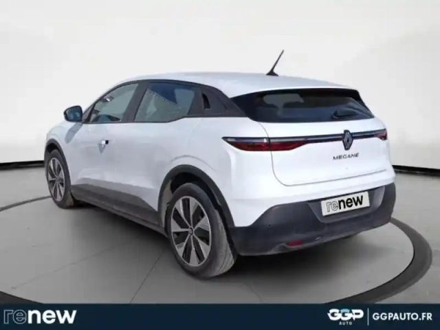 Renault Megane e-tech electric ev60 130ch evolution er super charge — photo 3