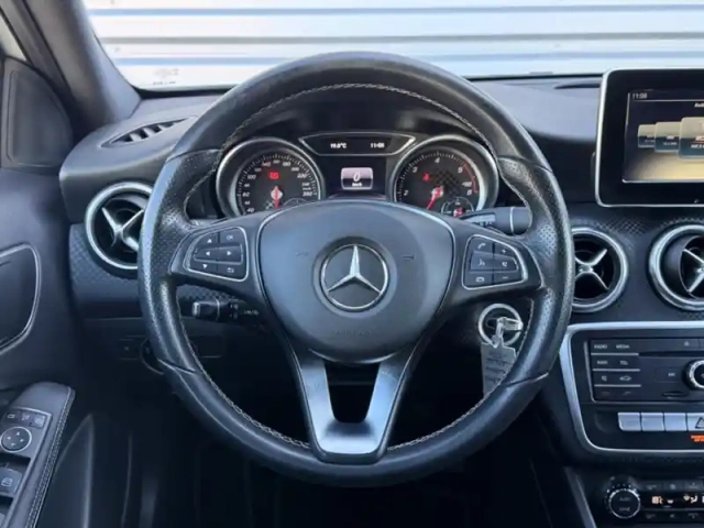 Mercedes Classe A 200 d sensation — photo 17