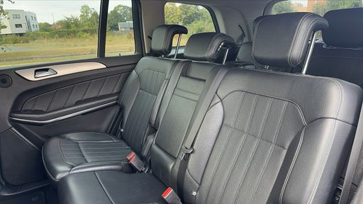 Mercedes Classe GL 350 3.0 CDI V6 4Matic 258 - Excecutive – 2014 – 200991 km – Diesel – Boîte Automatique — photo 34