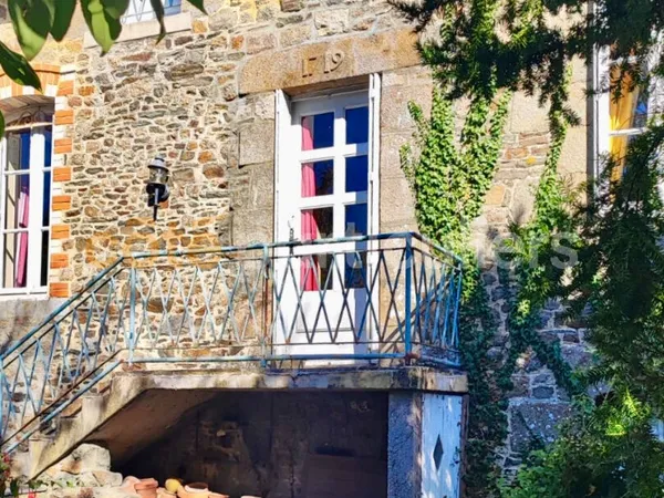 Maison en pierre, 119m2, 5 chambres, 1900m2 de terrain