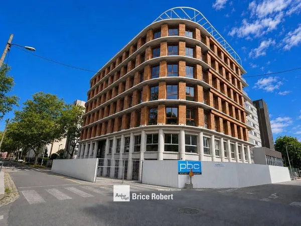 Bureaux 2516 m²