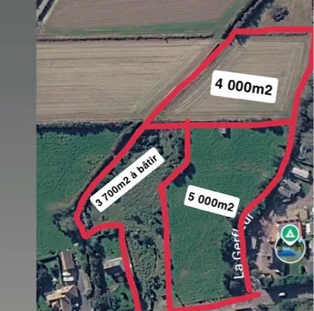 TERRAIN DE 13 000 m² À LOUER - 3 700 m² CONSTRUCTIBLES - MANCHE (50)