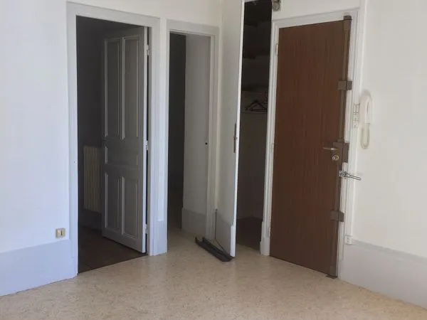 Appartement T3 45 m² - Dijon Rue d'Ahuy (Proche Centre-Ville)