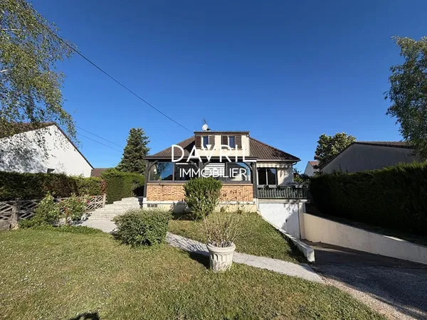 Maison familiale - PLAIN-PIED avec combles aménagés -