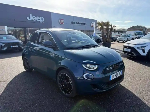 Fiat 500 3+1 e 118 ch — photo 8