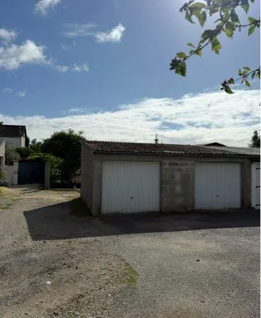 Loue grand garage