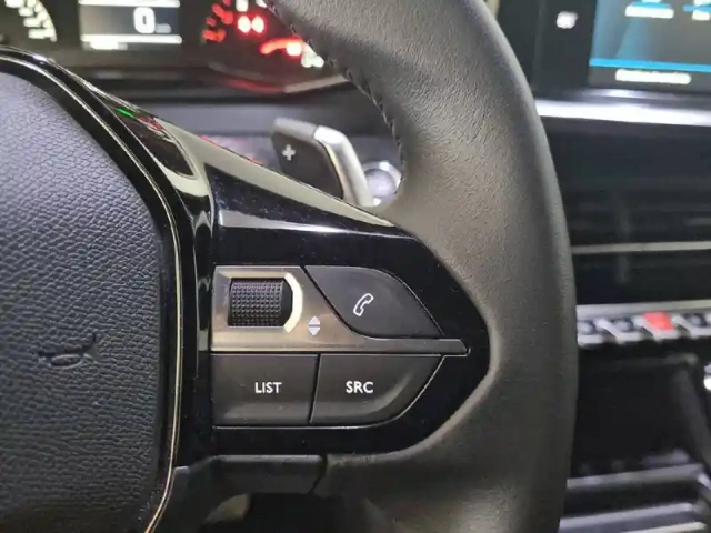 Peugeot 2008 puretech 130 s&amp;s eat8 — photo 34